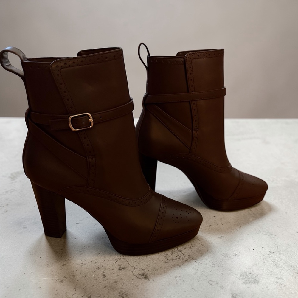 NEW*Lauren Ralph Lauren Platform Leather Boots- 7